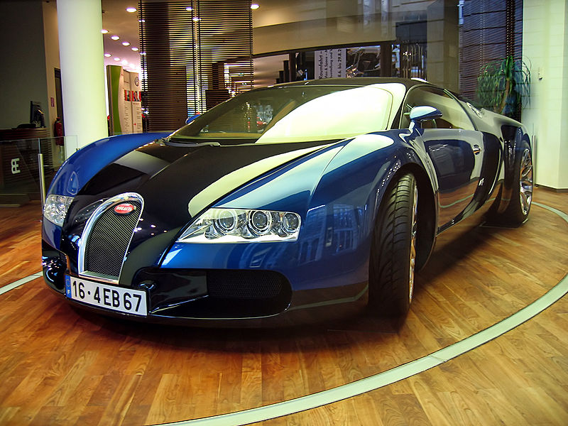 Archivo:Bugatti Veyron 16.4 2.JPG